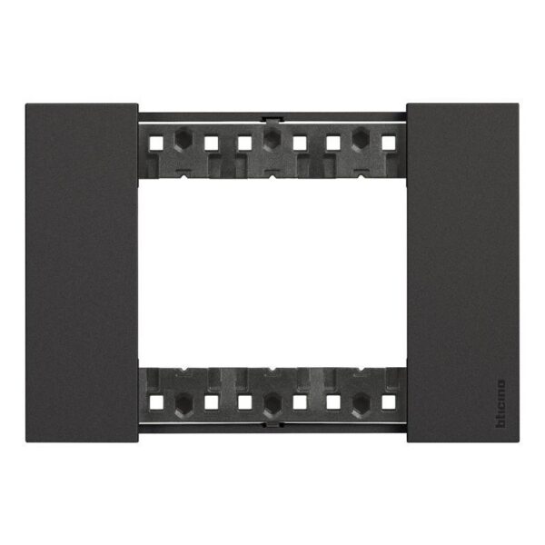 bTicino Living Now (B04) afwerkkader 3 modules zwart