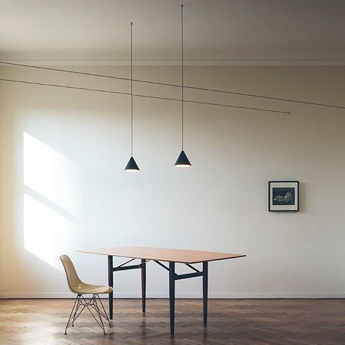 String Light cone black Flos