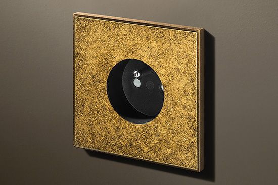 Lithoss Squares (19) stopcontact brushed brass