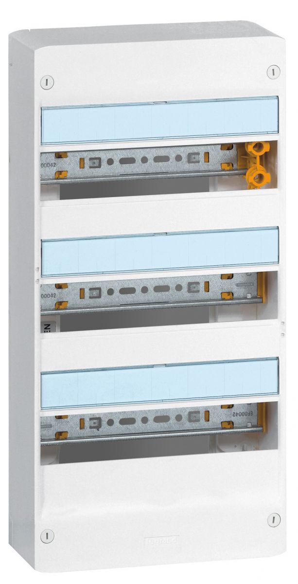(K004) Legrand zekeringkast extra smal 3 rij 39 modules