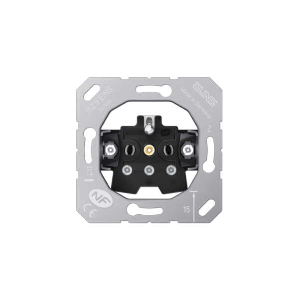 Jung (01) LS990 stopcontact met aarding
